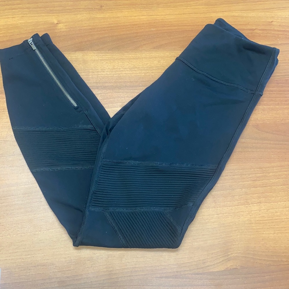 Athleta leggings with a zipper detail